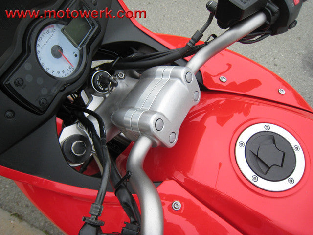 Antivibration Handlebar Riser Versys 650 (Final Sale) Antivibration Handlebar Riser Versys 650 (Final Sale)